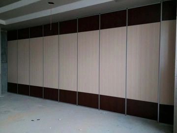 Conferentiezaal Beweegbare Verdelingsmuren, 65 mm-Geluiddichte de Zaal van de Schuifdeurrol Verdelers