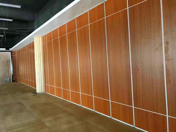 Vloer aan de Zaal van de Plafondconferentie Beweegbare Verdelingsmuur met MDF Melamineoppervlakte