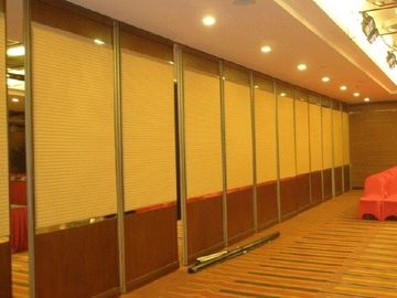 Aangepaste Binnenlandse Beweegbare Verdelingsmuren voor Hotel Decoratieve/Geluiddichte Zaal Verdelers