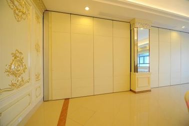 Hoogste Hunge-Systeem Beweegbare Zaal Verdeling voor de Zaal van het Hotelbanket/Akoestische Opereerbare Muren