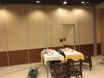 Geluiddichte Zaal de Conferentiezaal die van de Verdelings Commerciële Beweegbare Muur Muurverdeling vouwen