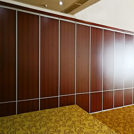 Het Schuimraad van verdelingsmuren met Plafond en Vloerspoor voor Zaal Beweegbare Verdeling Maleisië