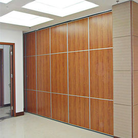 Aluminiumkader die de Zaal van de het Auditoriumdeur van Verdelingsmuren Beweegbare Akoestische Glijdende Verdeler voor Tentoonstellingszaal vouwen