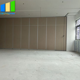 Klaslokaal opereerbare muur met functionele controle voor de zaal van schoolgebeurtenissen het verdelen
