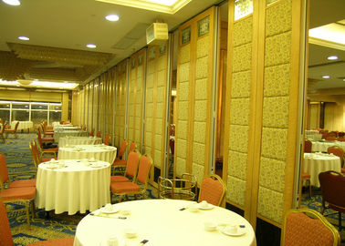 Vergaderzaal die van de Verdelingsmuren van de ontvangstzaal de Verwijderbare Beweegbare Deuren vouwen