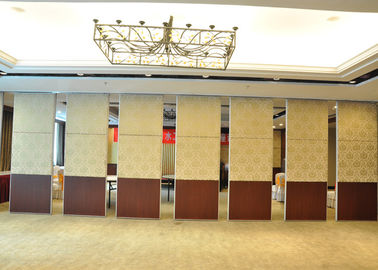 Decoratief Hangend Systeem die Vouwend Verdelingsmuren voor Conferentiezaal glijden