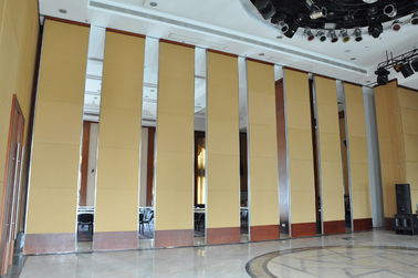 Multi van de de Zaal Beweegbare Verdeling van het Kleurenbanket de Muur Opereerbare Vloer aan Plafondsysteem