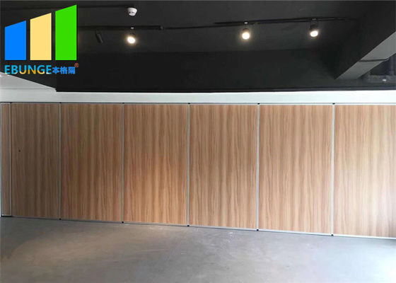 Gemakkelijk om Commerciële de Muren van Conferentiehall acoustic folding room partition in werking te stellen