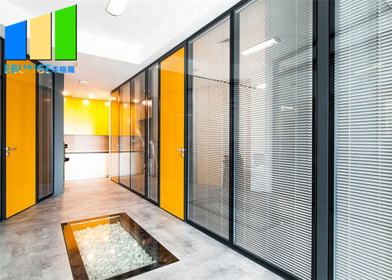 Het aluminiumkader berijpte de Vaste Vloer van de Glasmuur aan Plafondverdeling voor Modern Bureau